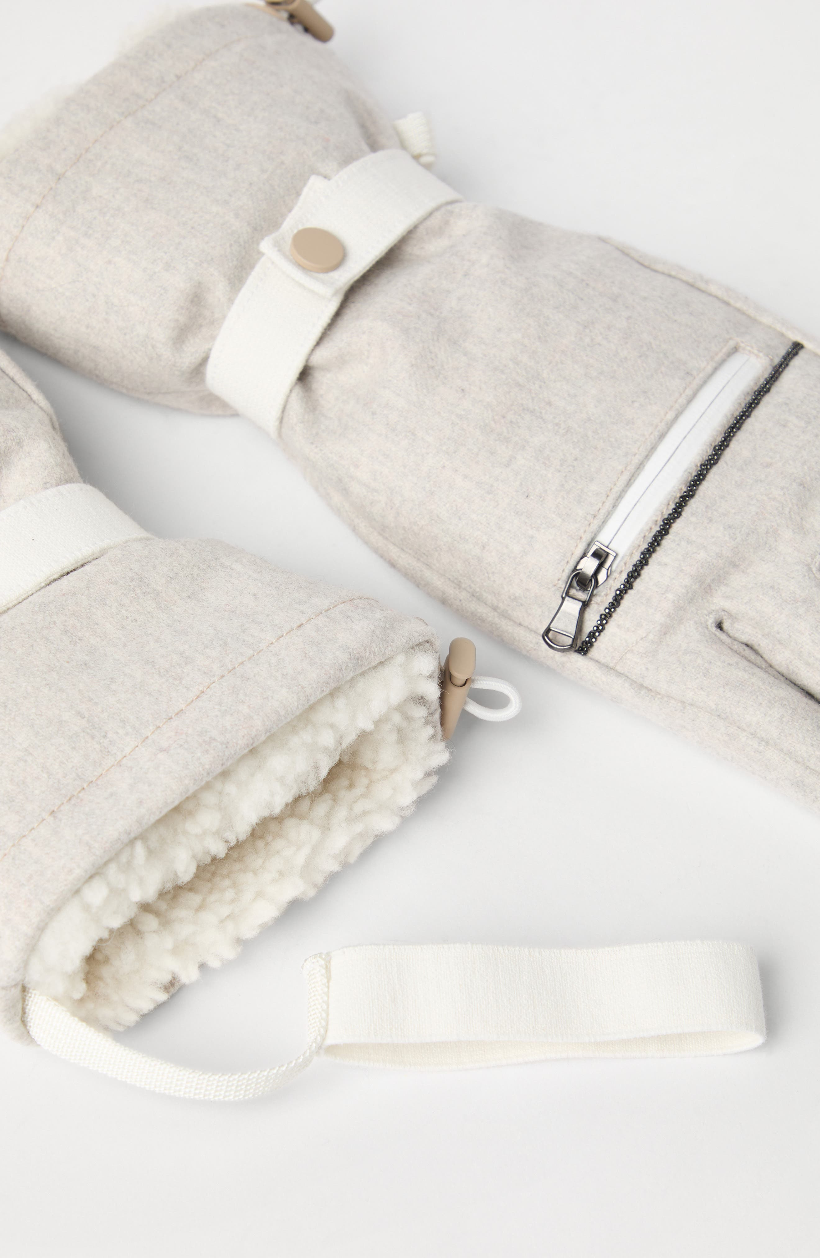 Brunello Cucinelli Mountain gloves in Grey at Nordstrom - 3