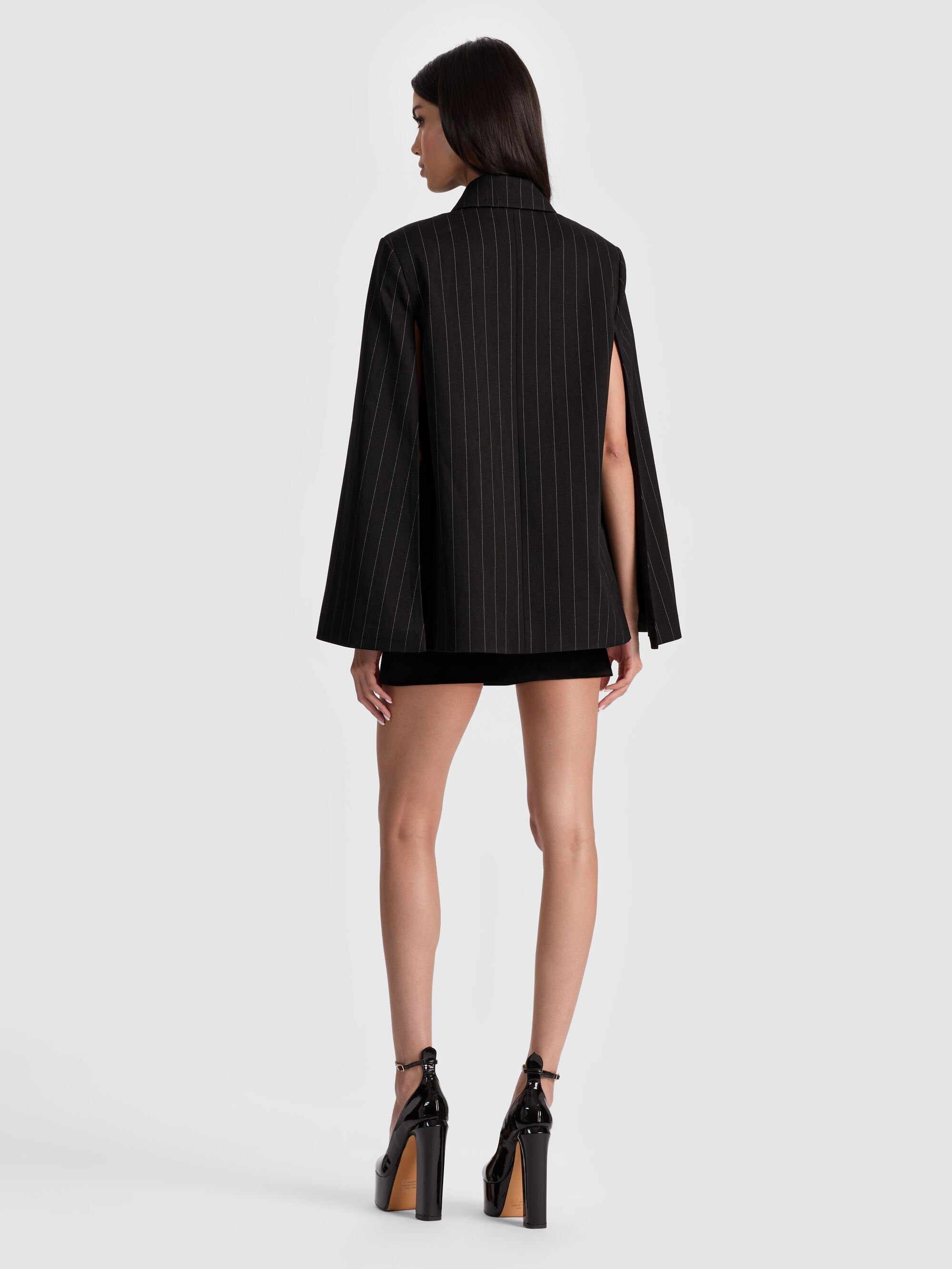 PHILIPPA BOW CAPE - 4