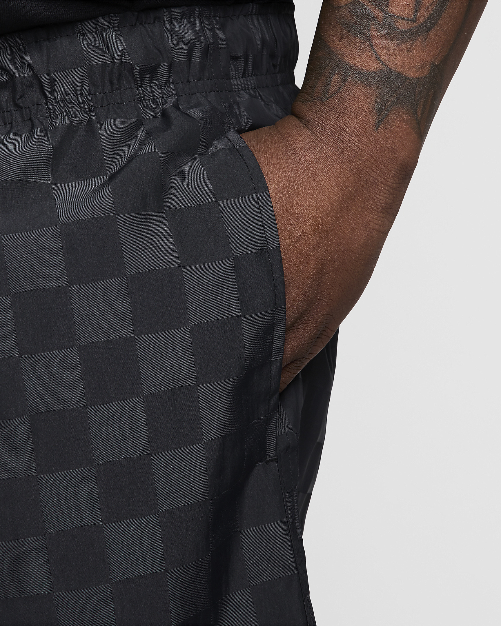 Nike Club Men's Flow Shorts - 11