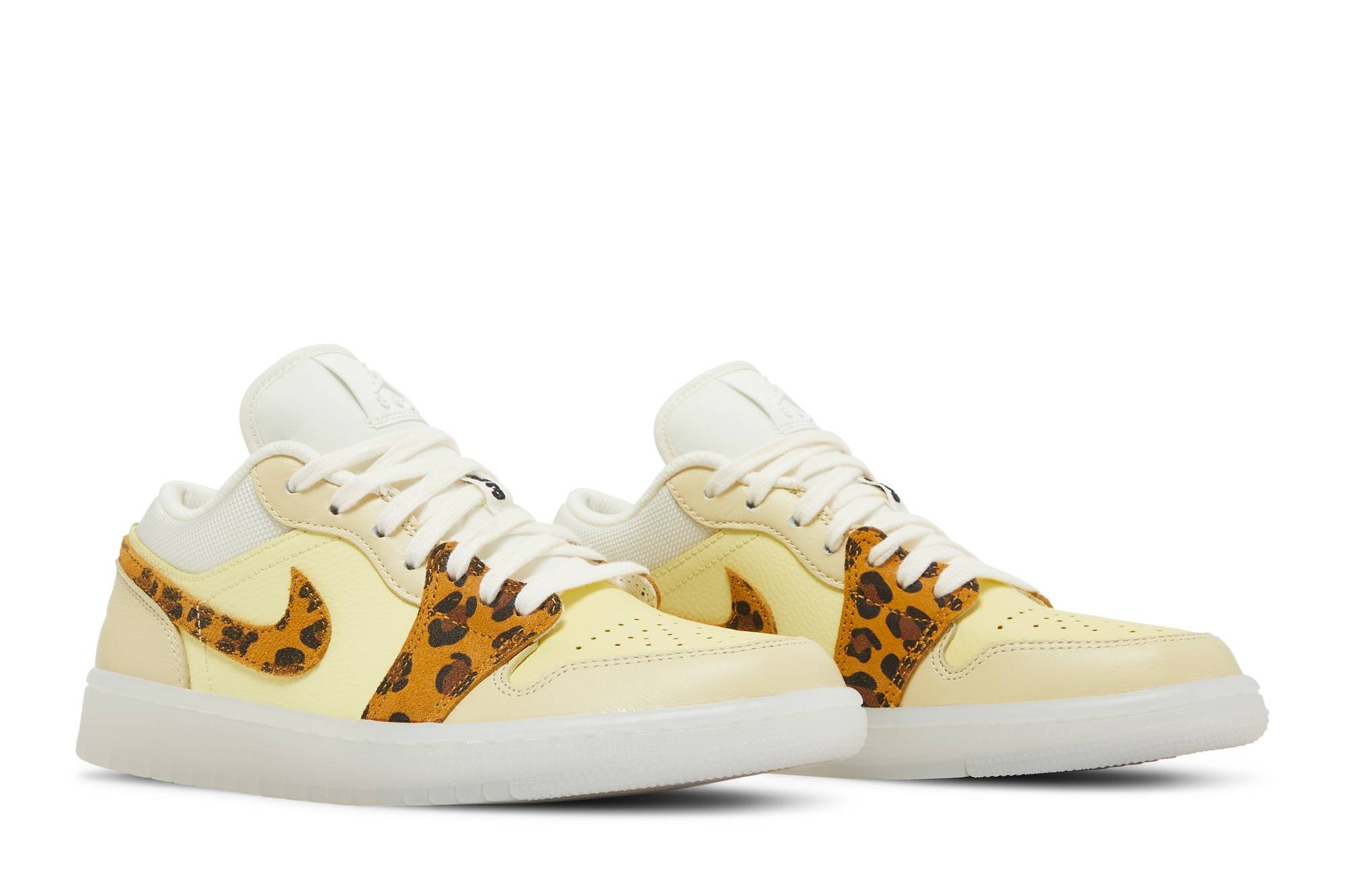 Wmns Air Jordan 1 Low 'SNKRS Day' - 8