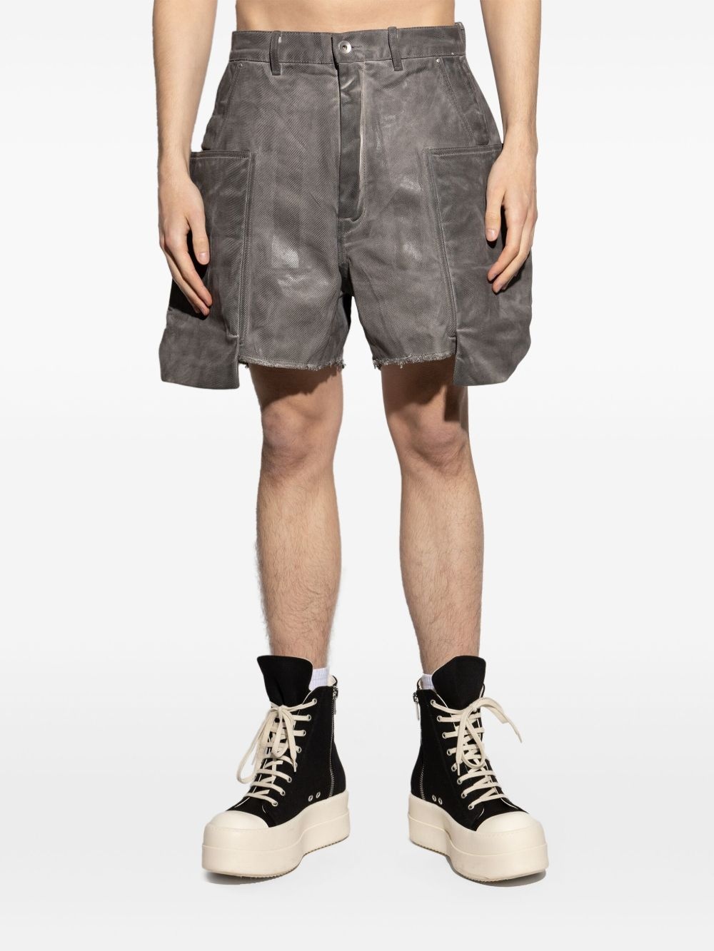 DRKSHDW distressed short - 3