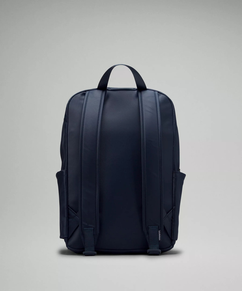 Everywhere Backpack 22L 3