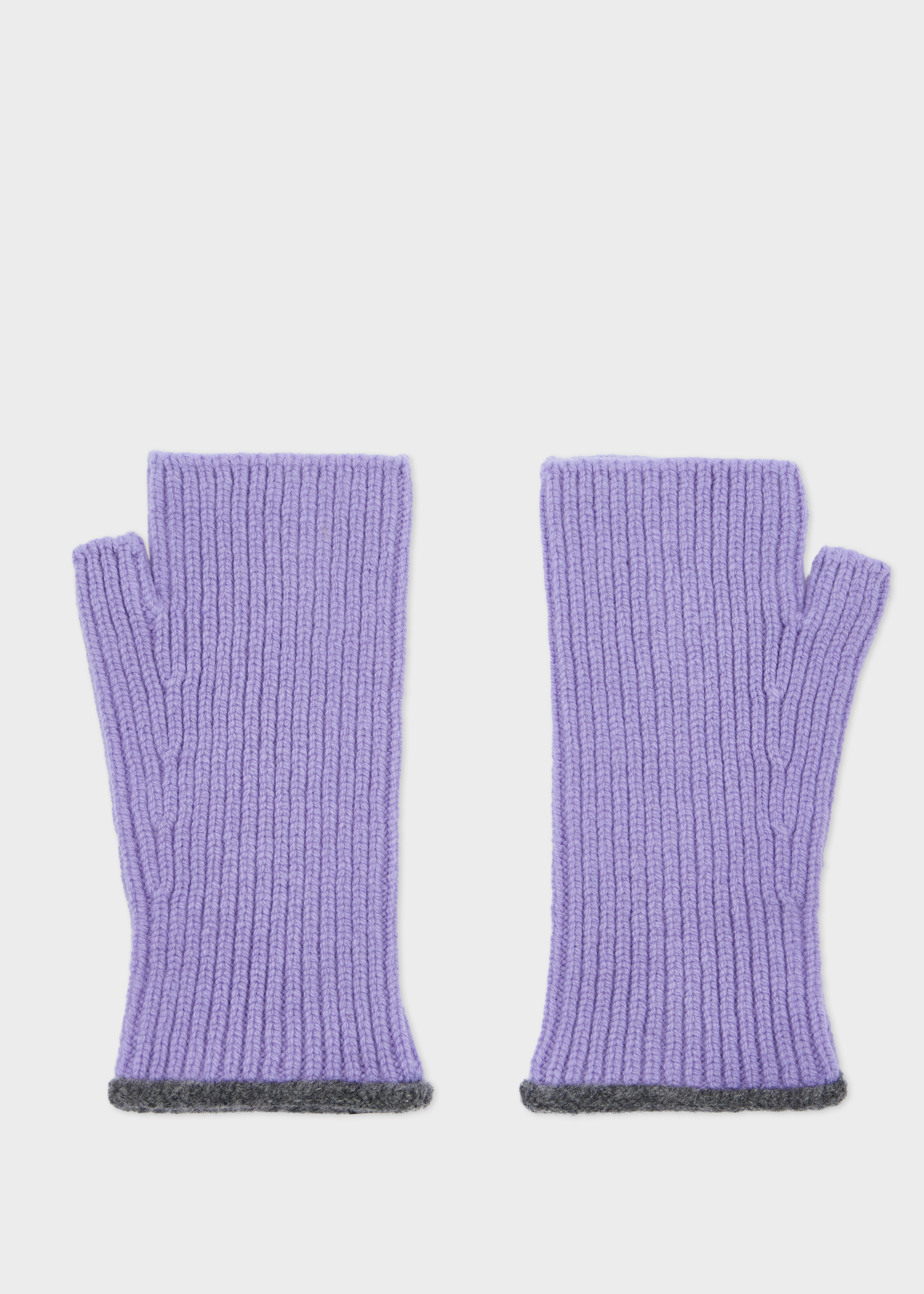 Women's Lambswool Lilac Fingerless Gloves - 2