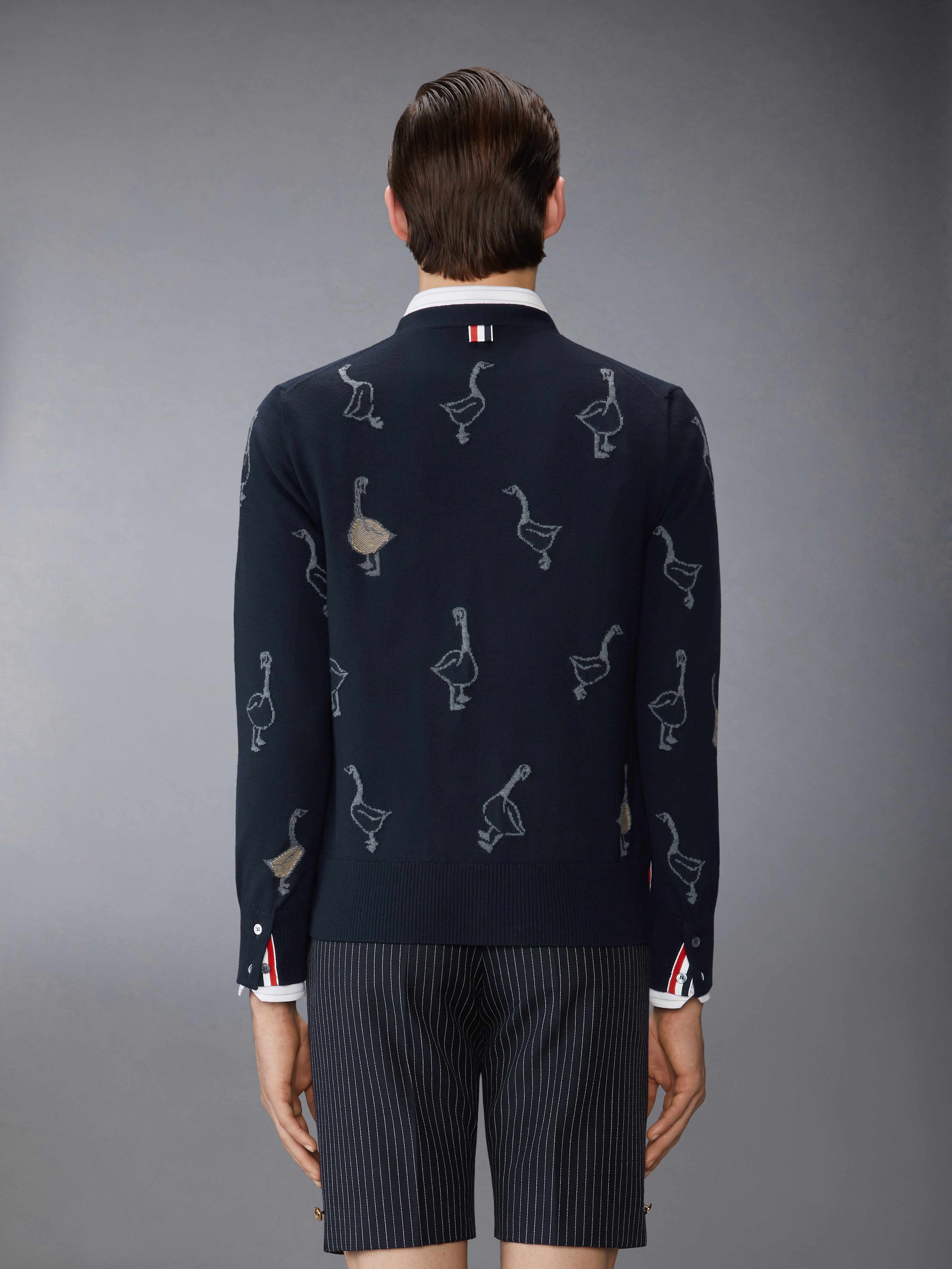 GEESE INTARSIA MERINO WOOL RELAXED FIT V NECK CARDIGAN - 3