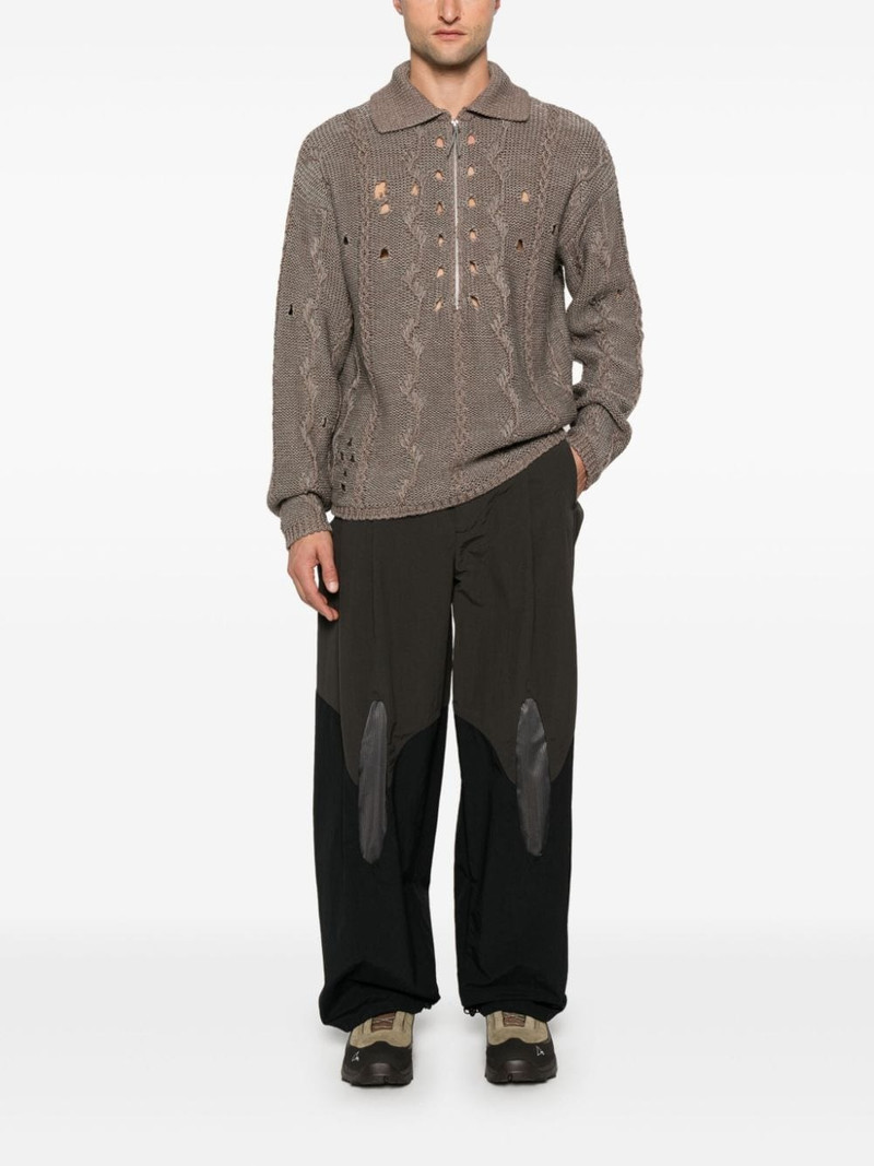 ROA zip-up sweater outlook