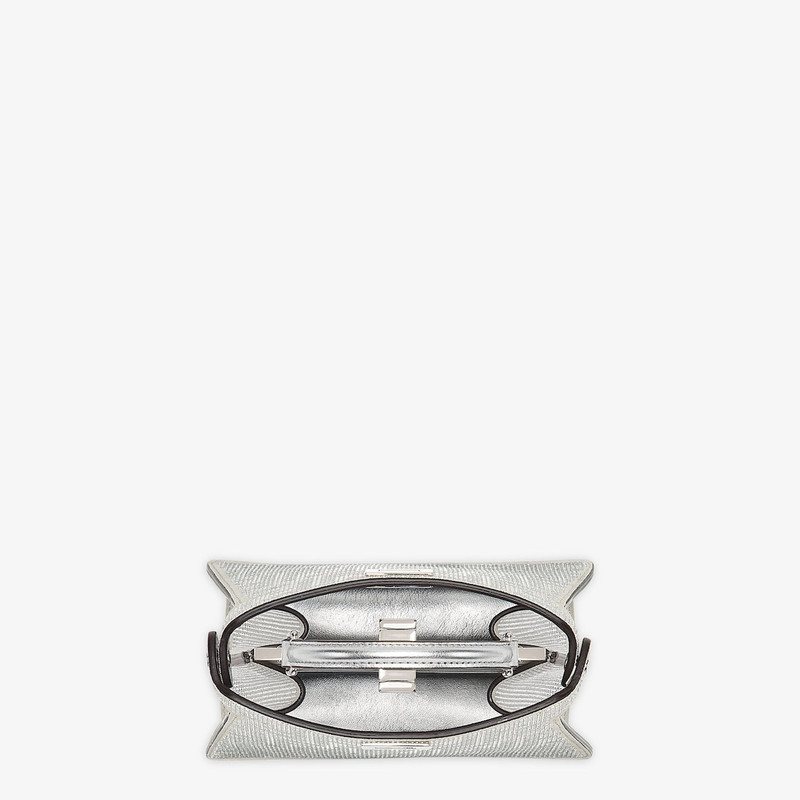 Peekaboo ISeeU Petite 4