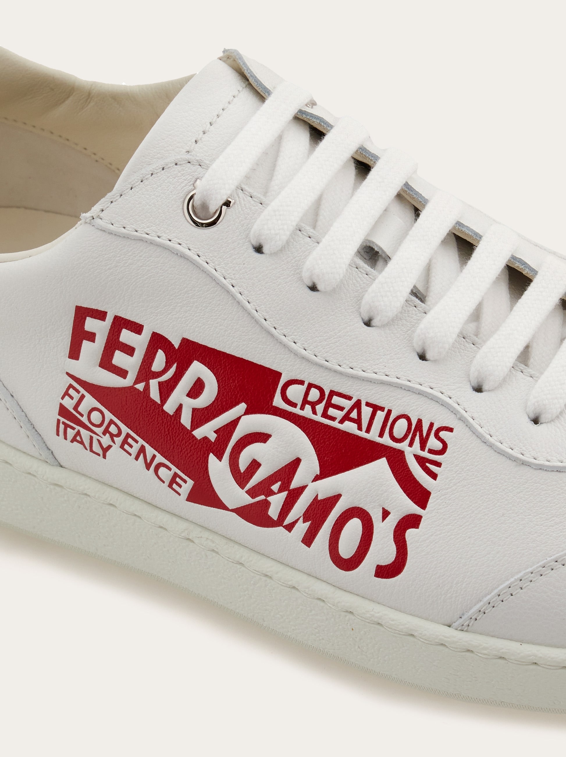 ★Ferragamo★030418766117 ロゴロウトップスニーカー FERRAGAMO Low top sneaker with logo | REVERSIBLE