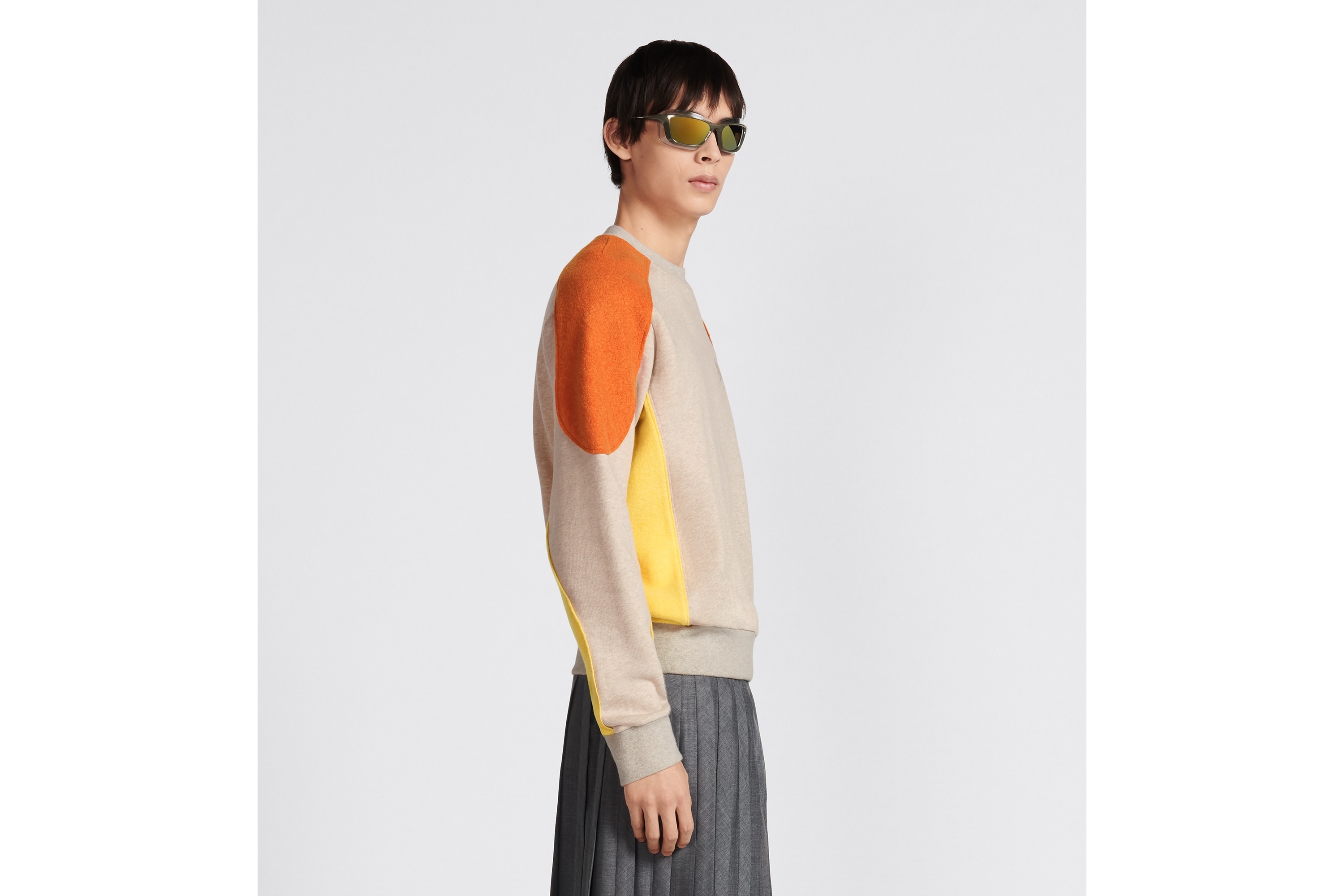 Sweatshirt - 5