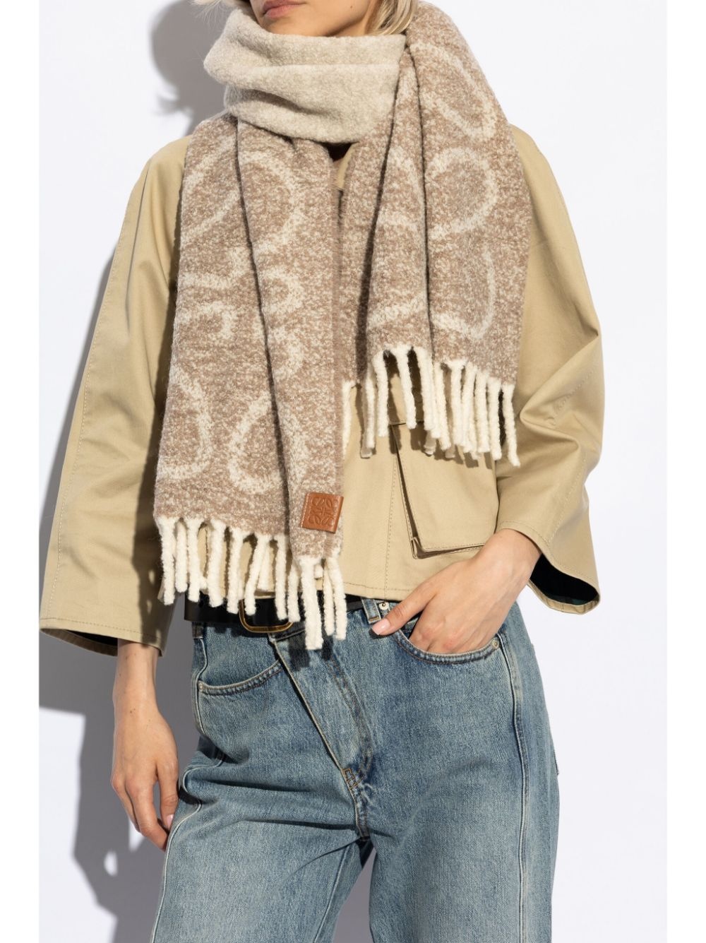 Anagram scarf - 2