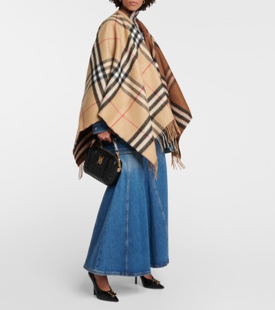 Burberry Vintage Check cape outlook