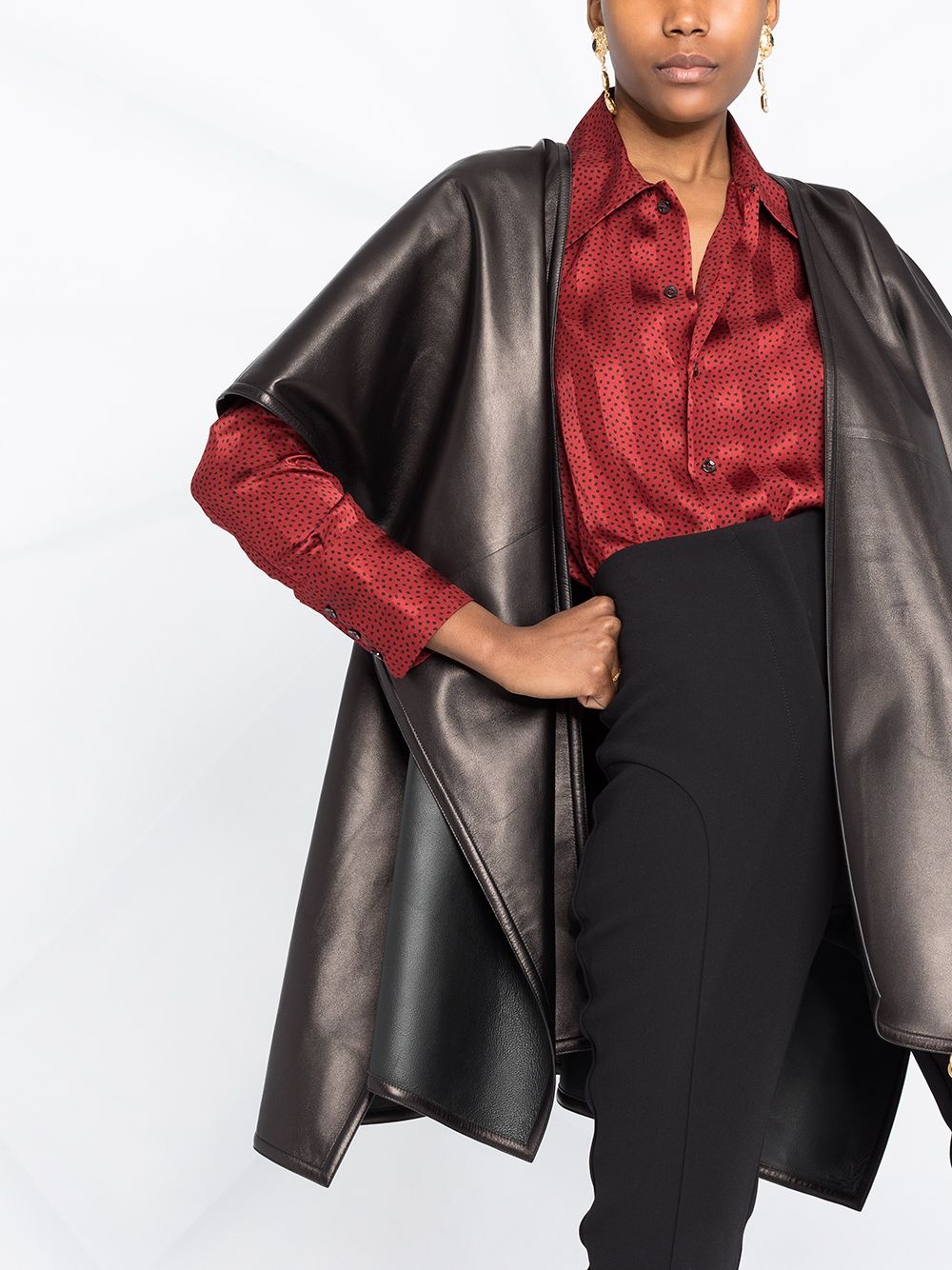 draped short-sleeve cape - 3