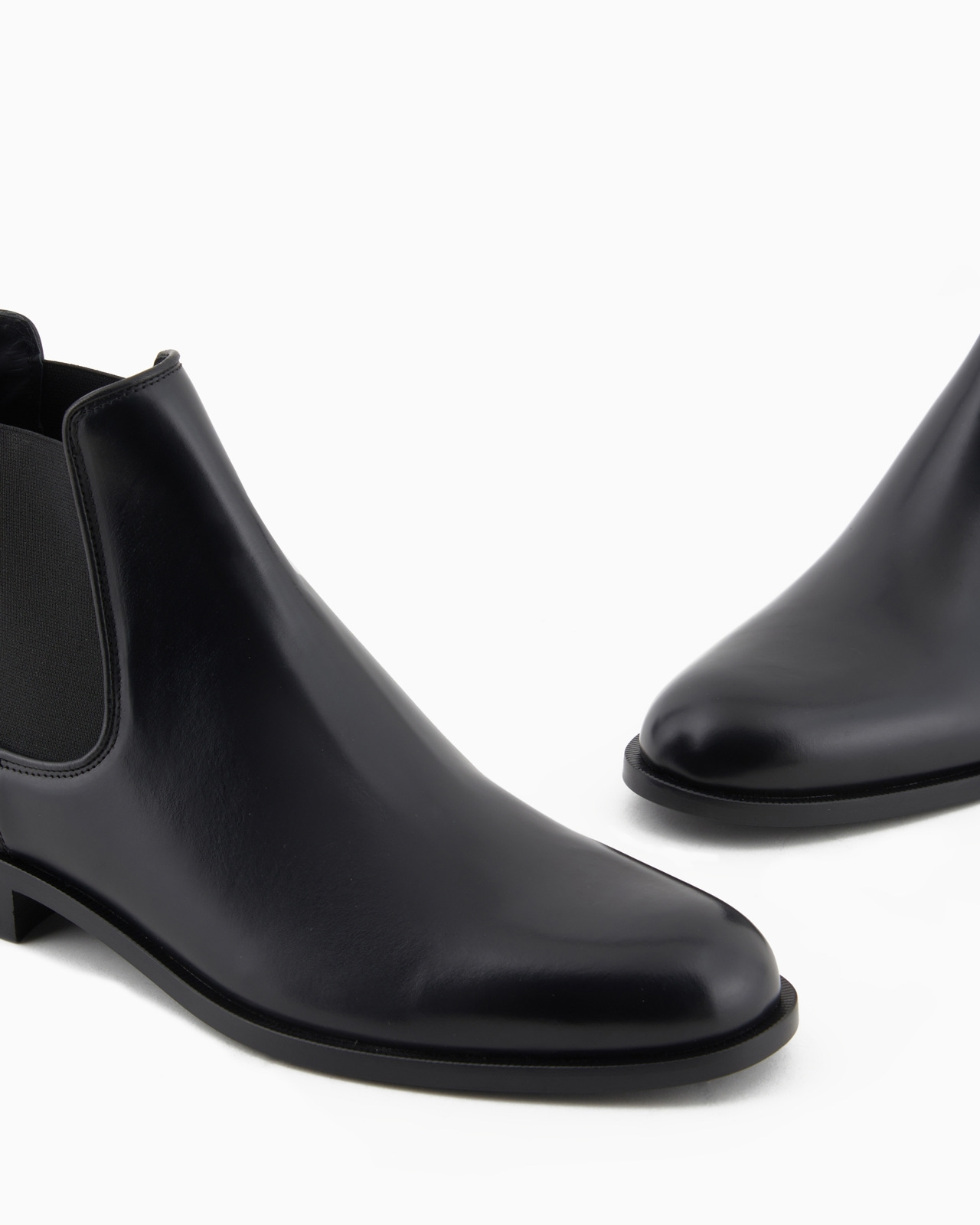 Antique-effect leather ankle boots - 5