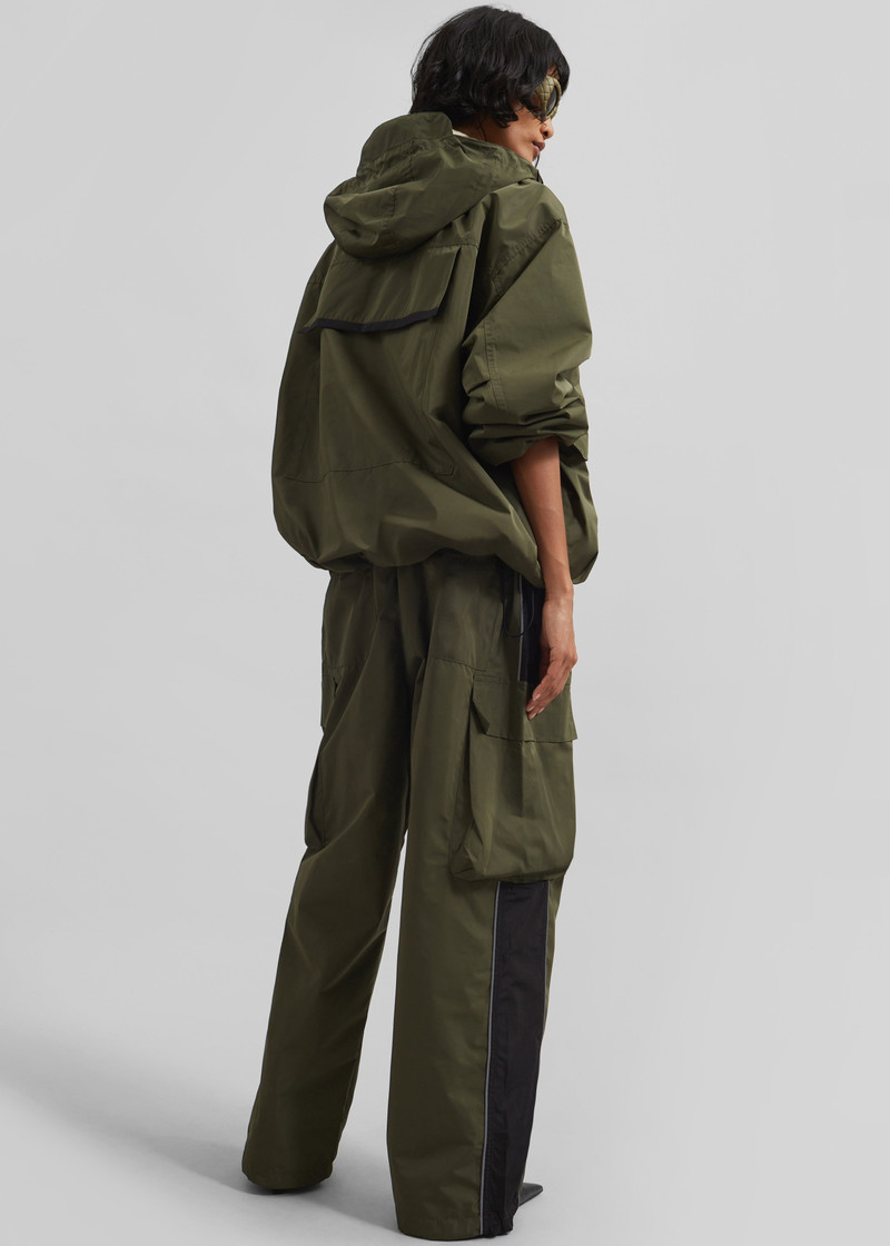 Navan Cargo Pants - Khaki 9
