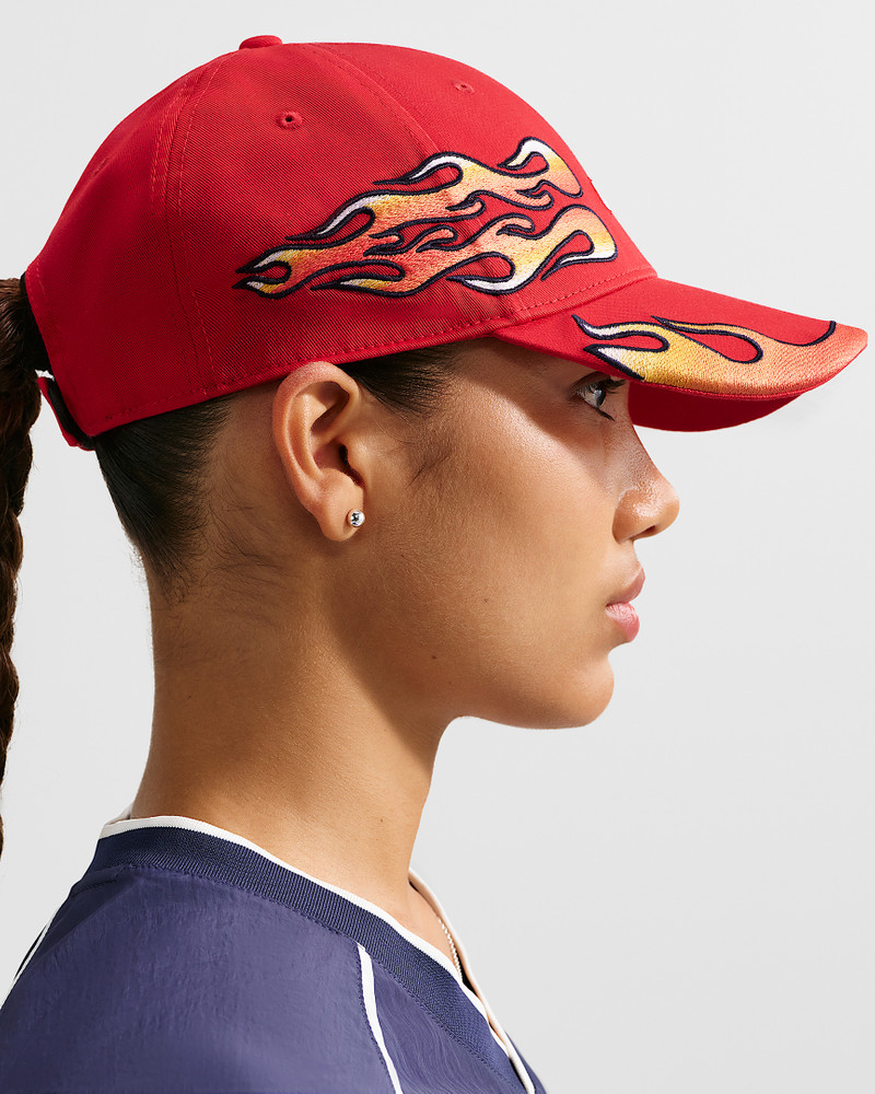Nike Club Structured OG Flame Cap 4