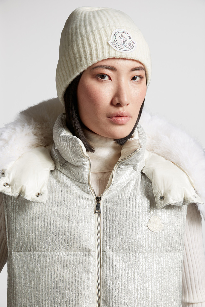 Moncler Wool Blend Beanie outlook