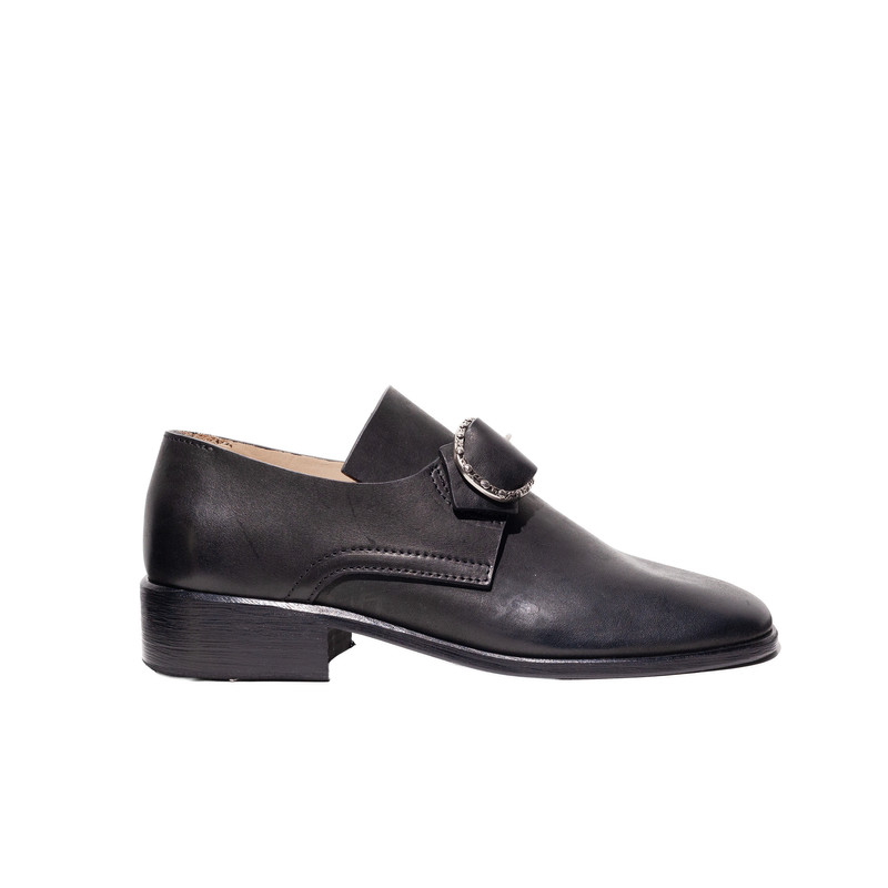 POPE SHOE 1