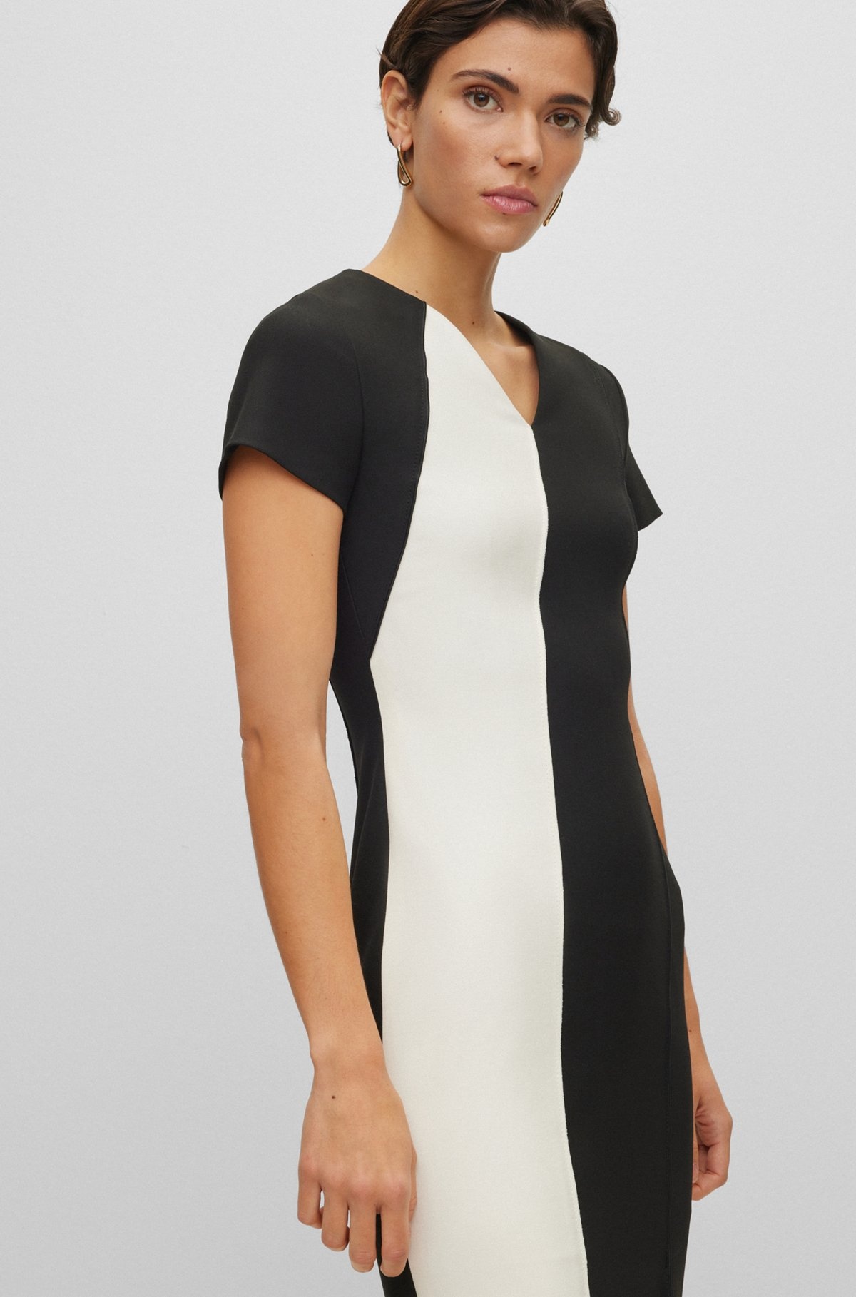 SLIM-FIT DRESS WITH V NECKLINE - 6