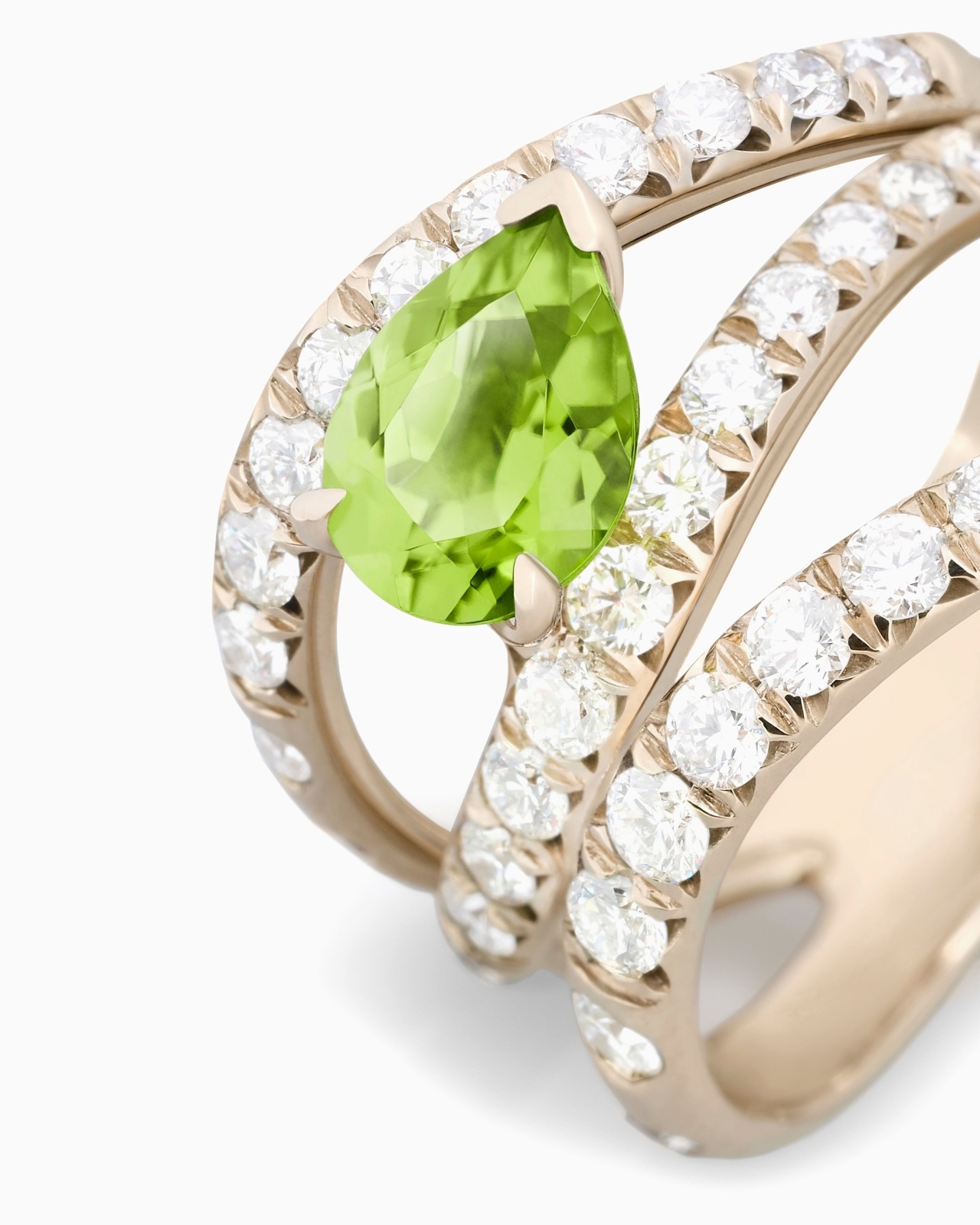 BLANCHE 18K GOLD RING WITH DIAMONDS AND PERIDOT - 2