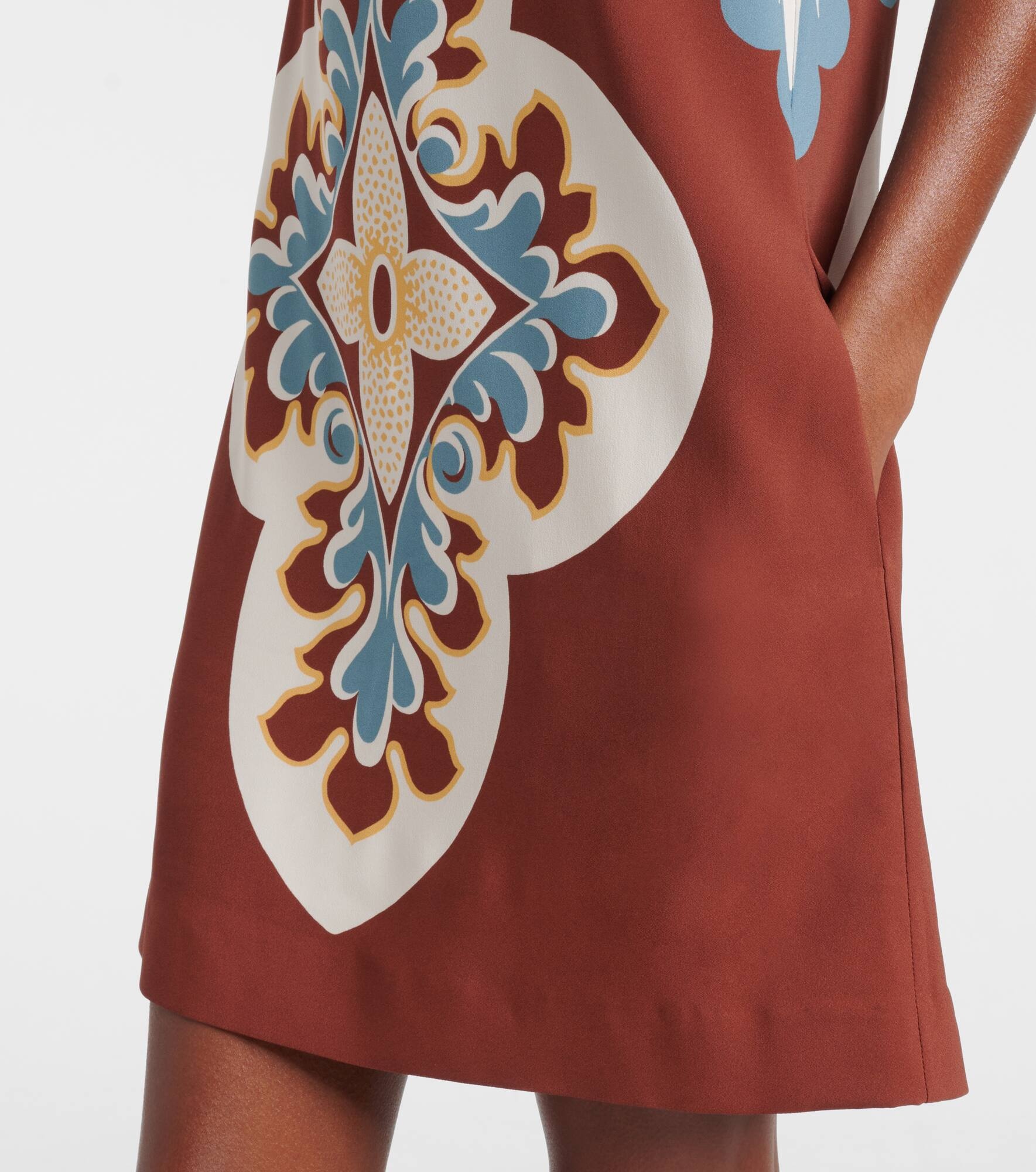 Printed satin shift dress - 5
