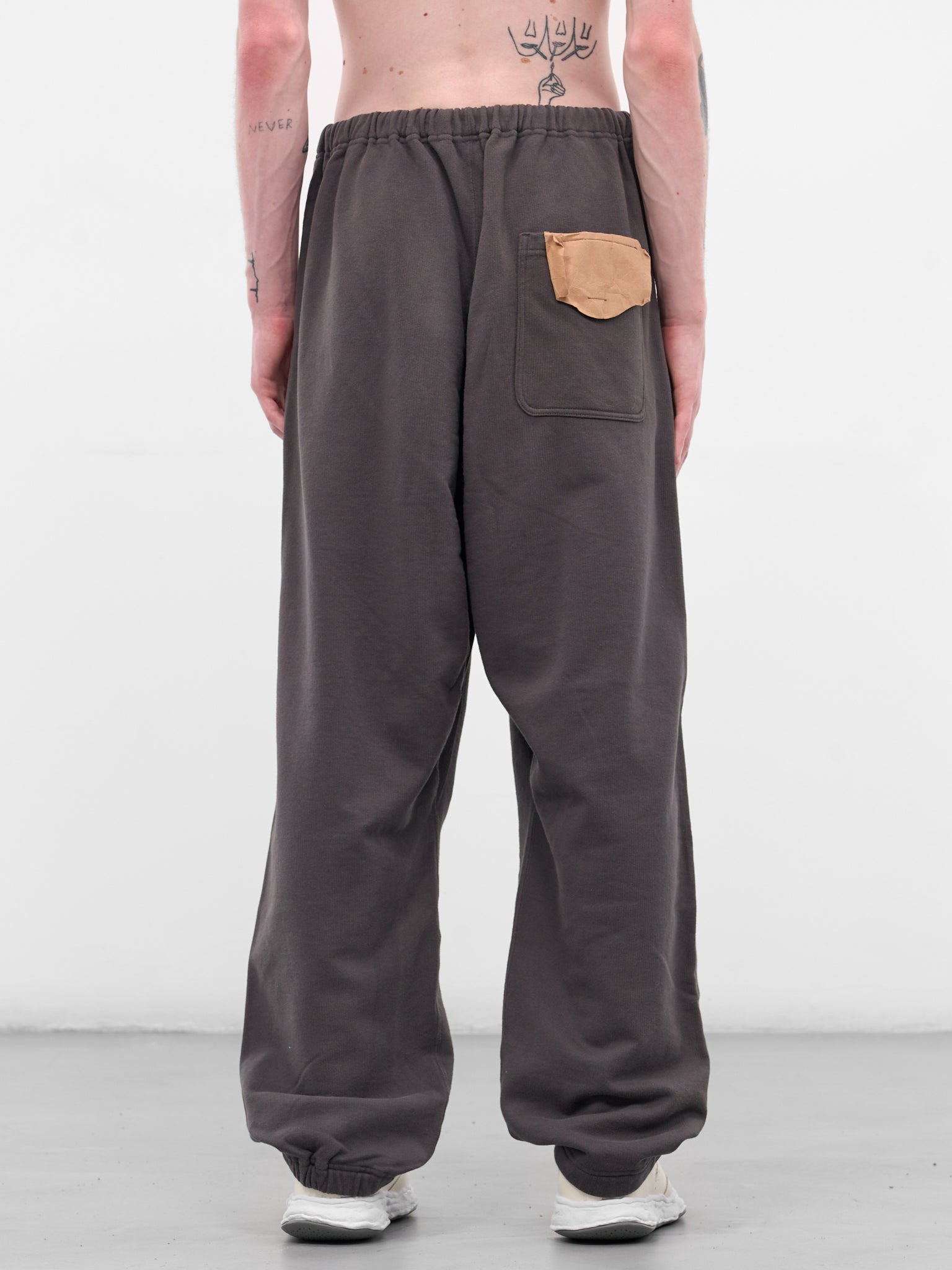 Black Studded Graphic Sweatpants - 3