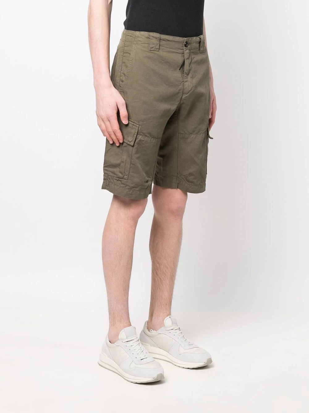 multi-pocket knee-length cargo shorts - 3