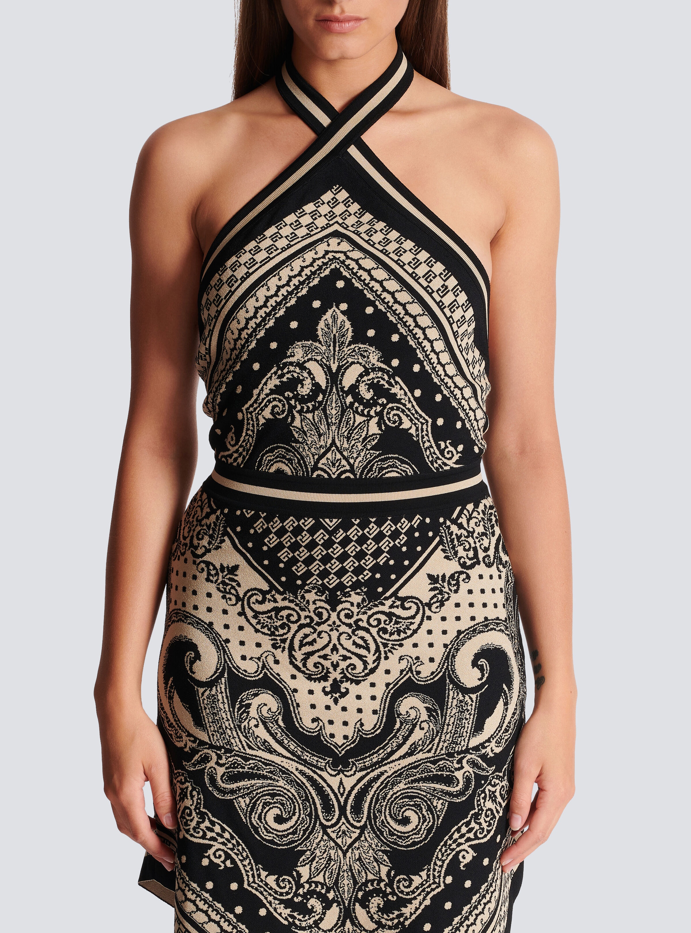 Backless knit paisley and monogram dress - 5