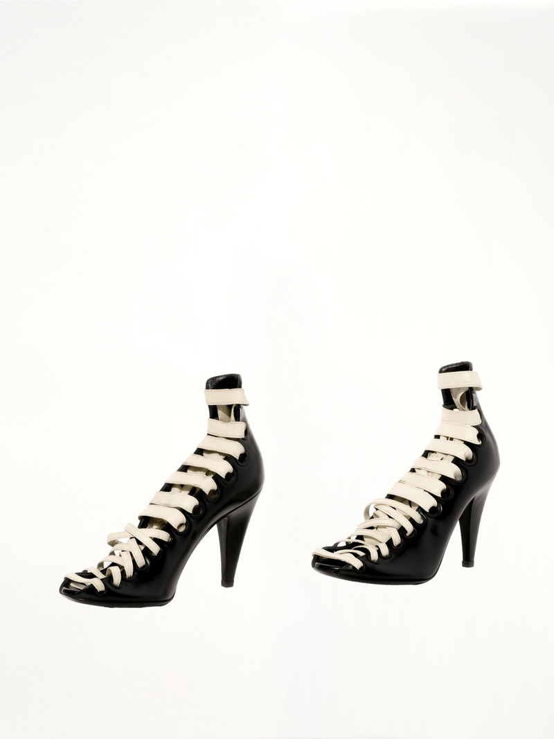 BALENCIAGA Sandal Leather in Black outlook