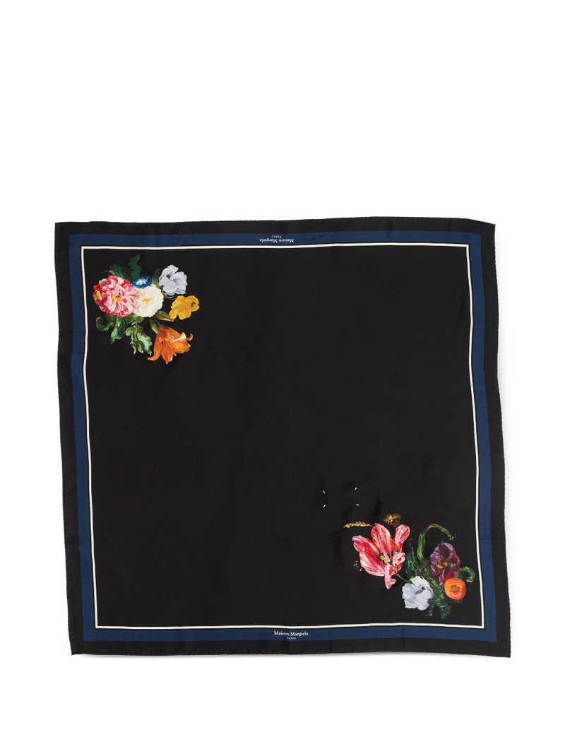 floral-print scarf 1