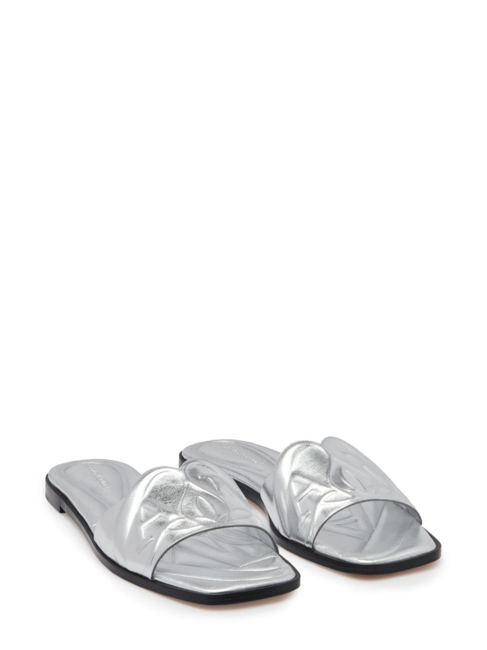 【Alexander McQueen】SEAL FLAT SANDAL◆780714WIEAD Alexander McQueen Seal Flat Slide Sandal | REVERSIBLE