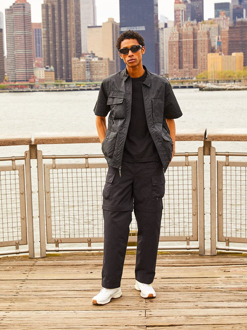 ALPHA INDUSTRIES CONVERTIBLE CARGO PANT (BLACK) outlook