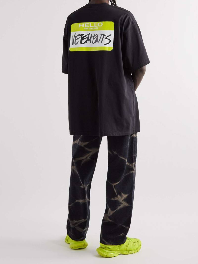 VETEMENTS Oversized Logo-Print Cotton-Jersey T-Shirt outlook