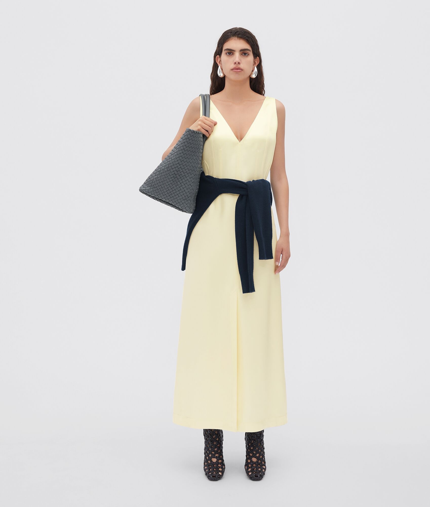 ワンピース BOTTEGA VENETA FW21 SILK DRESS (664686_V0ZF07275) Bottega Veneta Midi Dress, Size 38 IT