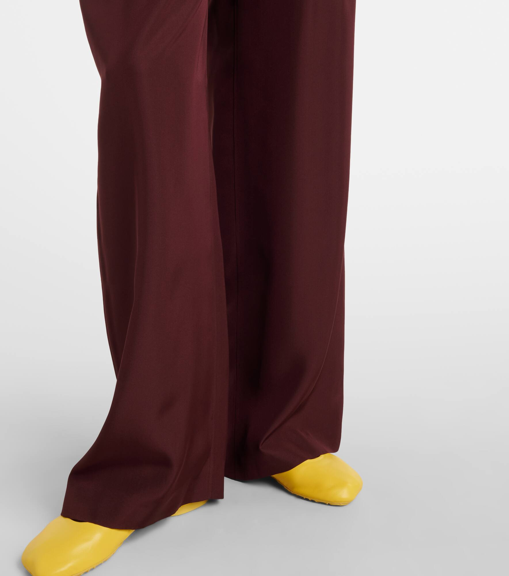 Pleated silk straight pants - 4