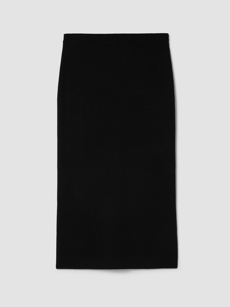 Merino Pencil Skirt in Regenerative Wool 1