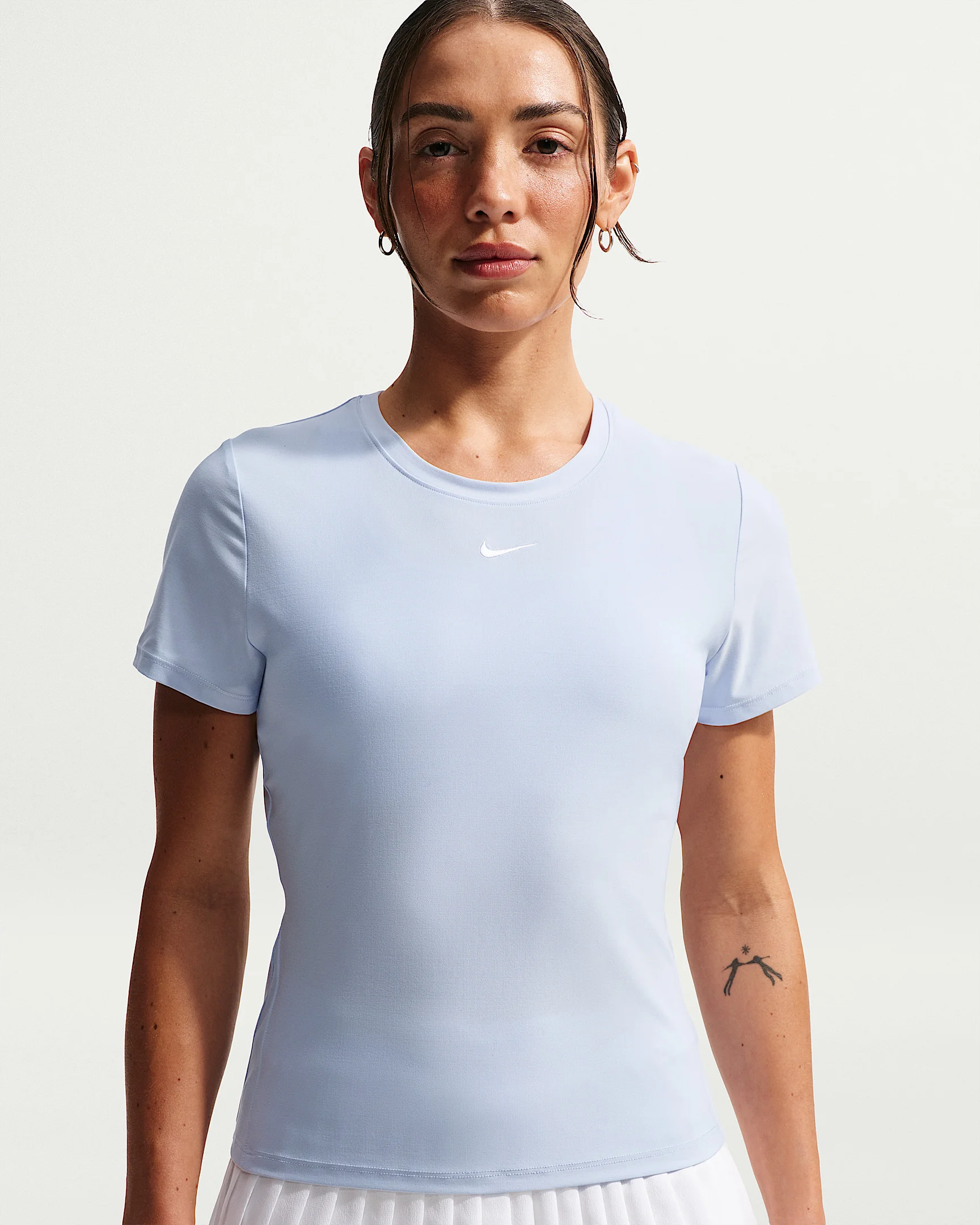 Nike Victory Women's Dri-FIT Short-Sleeve Tennis Top - 1