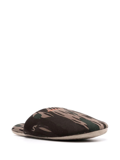 Carhartt Script EMB logo slippers outlook