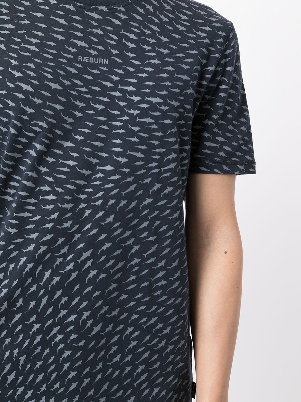 shark-print T-shirt - 5