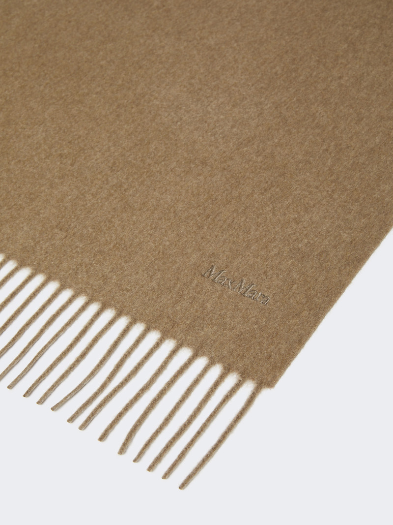 Max Mara BACI Cashmere logo stole outlook