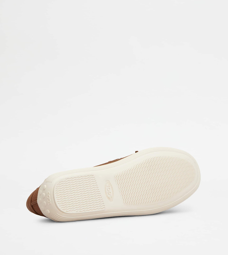 BOAT SHOES IN LEATHER - BROWN 4
