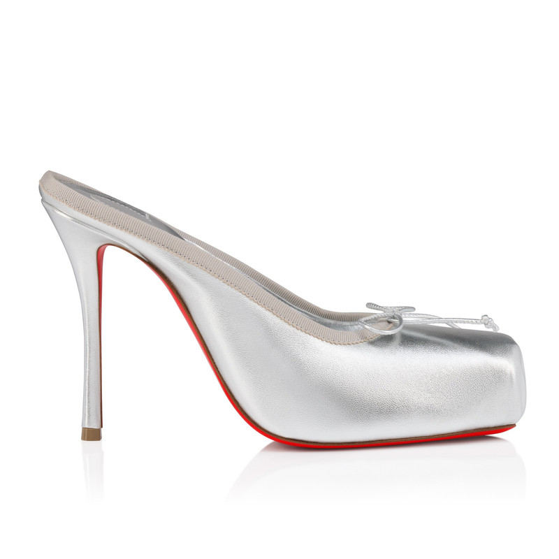Christian Louboutin Cassia Mule outlook