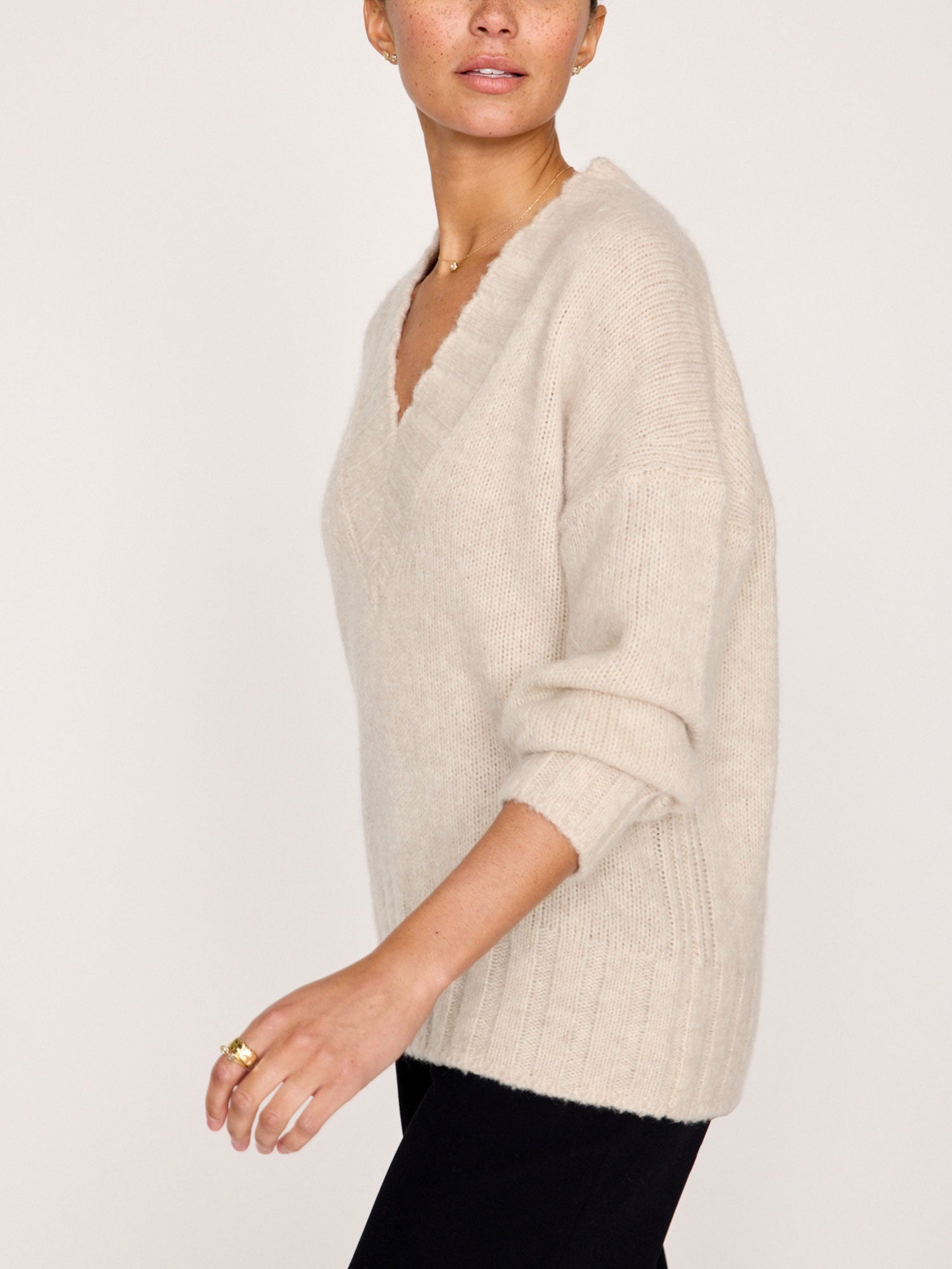 The Emme V Neck Sweater - 3