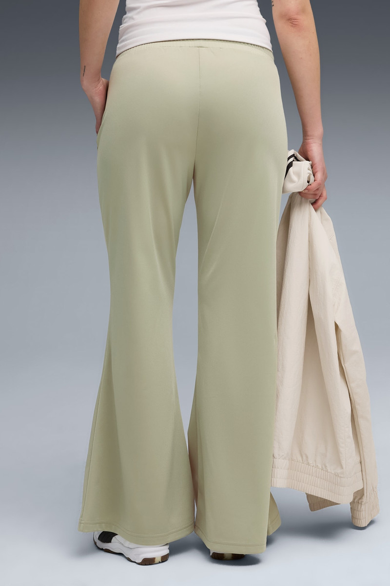 WARDROBE ESS Flared Pants Women 4