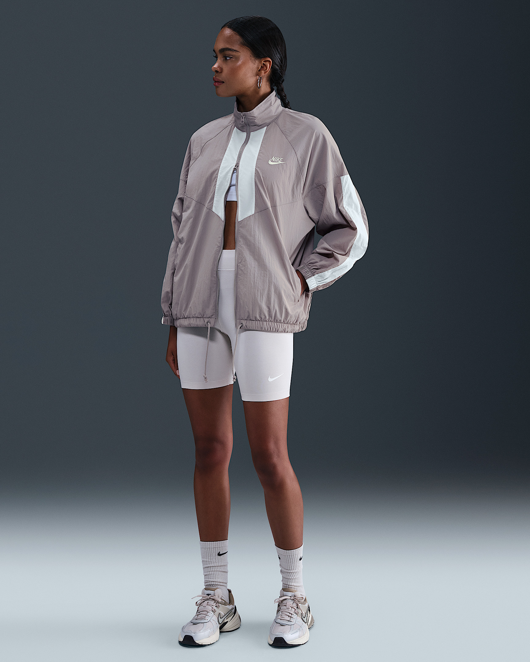 Nike Sportswear Windrunner Women's Oversized Jacket - 4