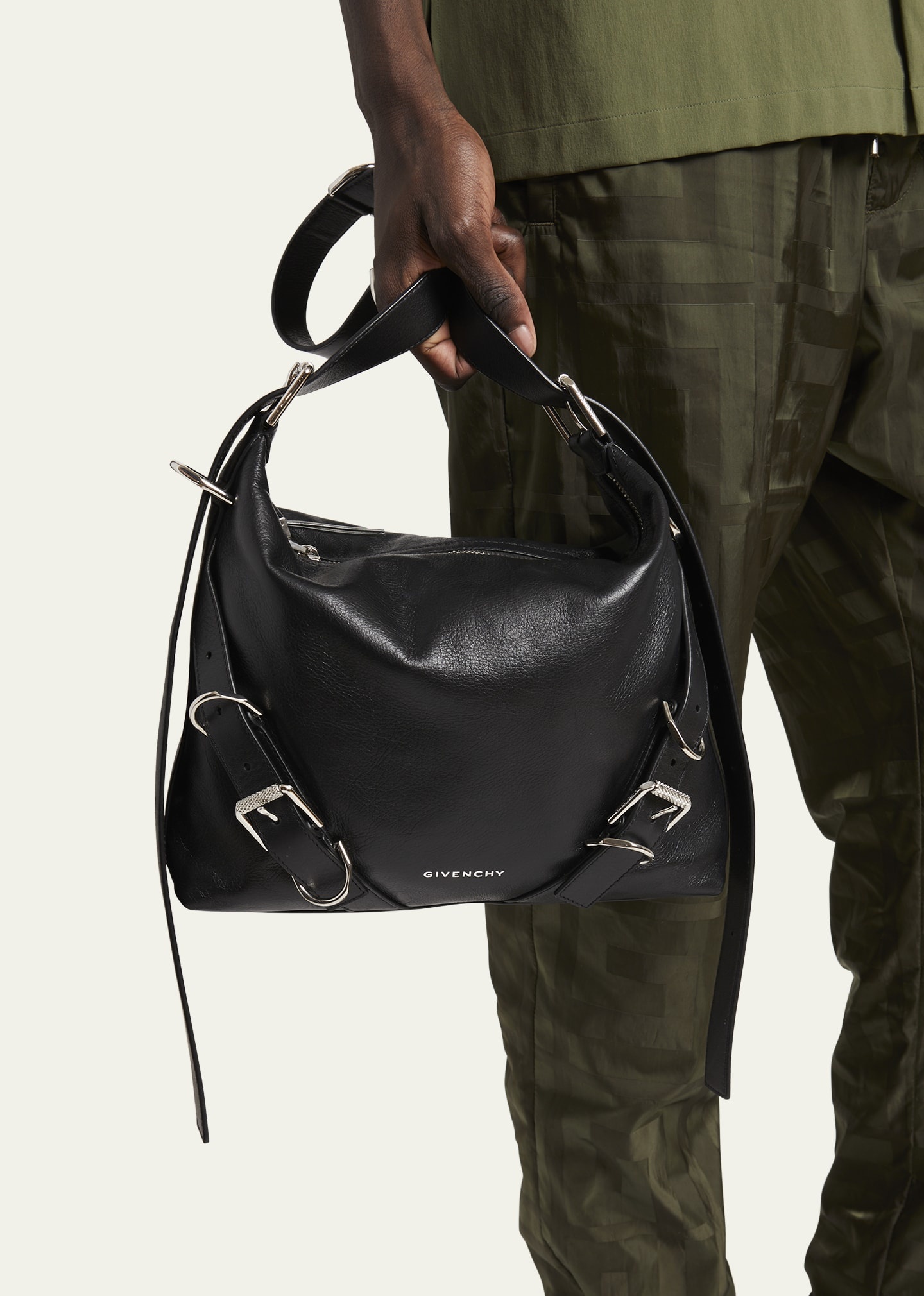 【関税&送料込】Givenchy Two-Tone Leather Voyou Crossbody Ba Givenchy Men's Voyou Leather Crossbody Bag - Bergdorf Goodman
