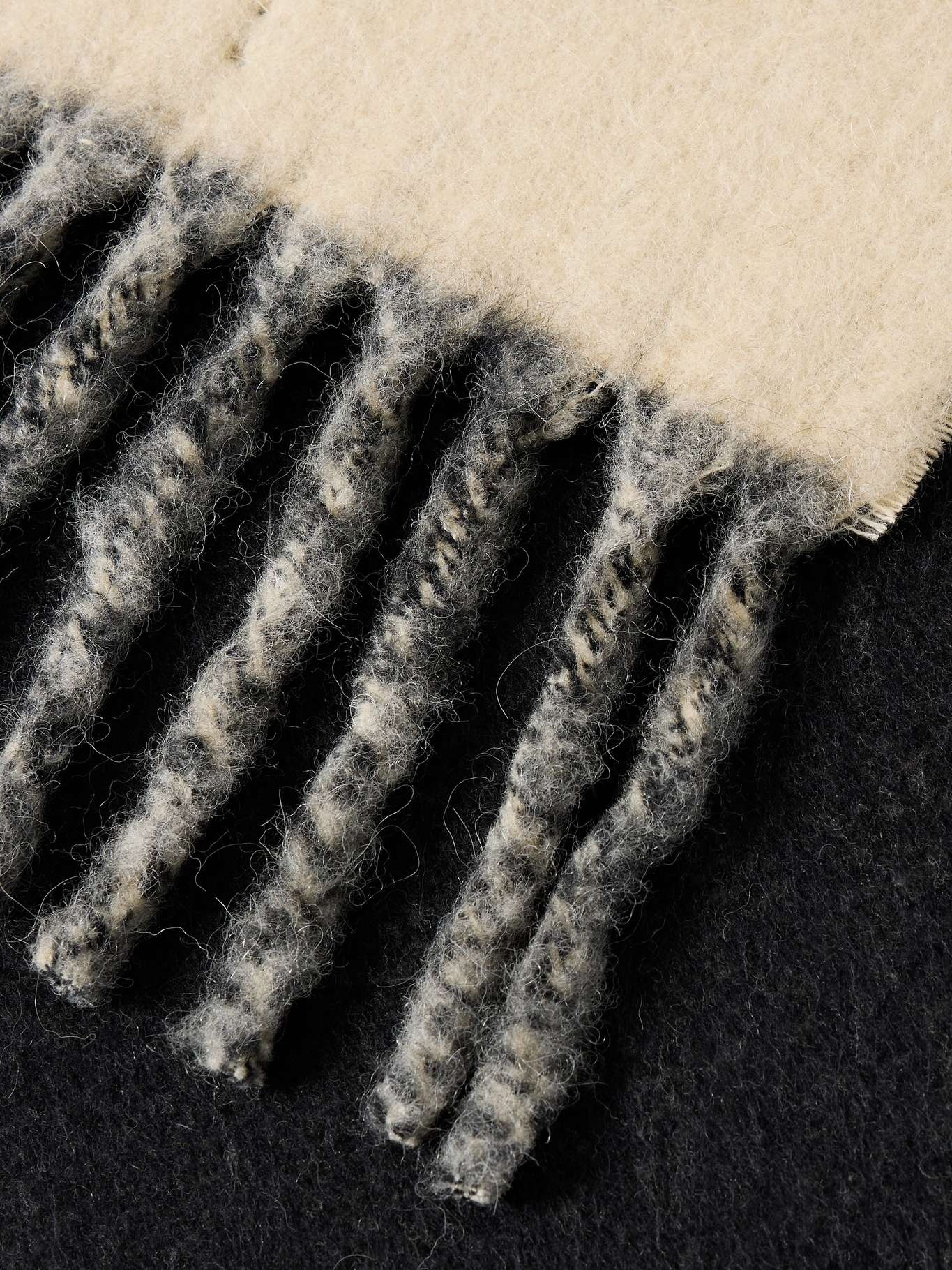 Fringed alpaca-blend jacquard scarf - 3