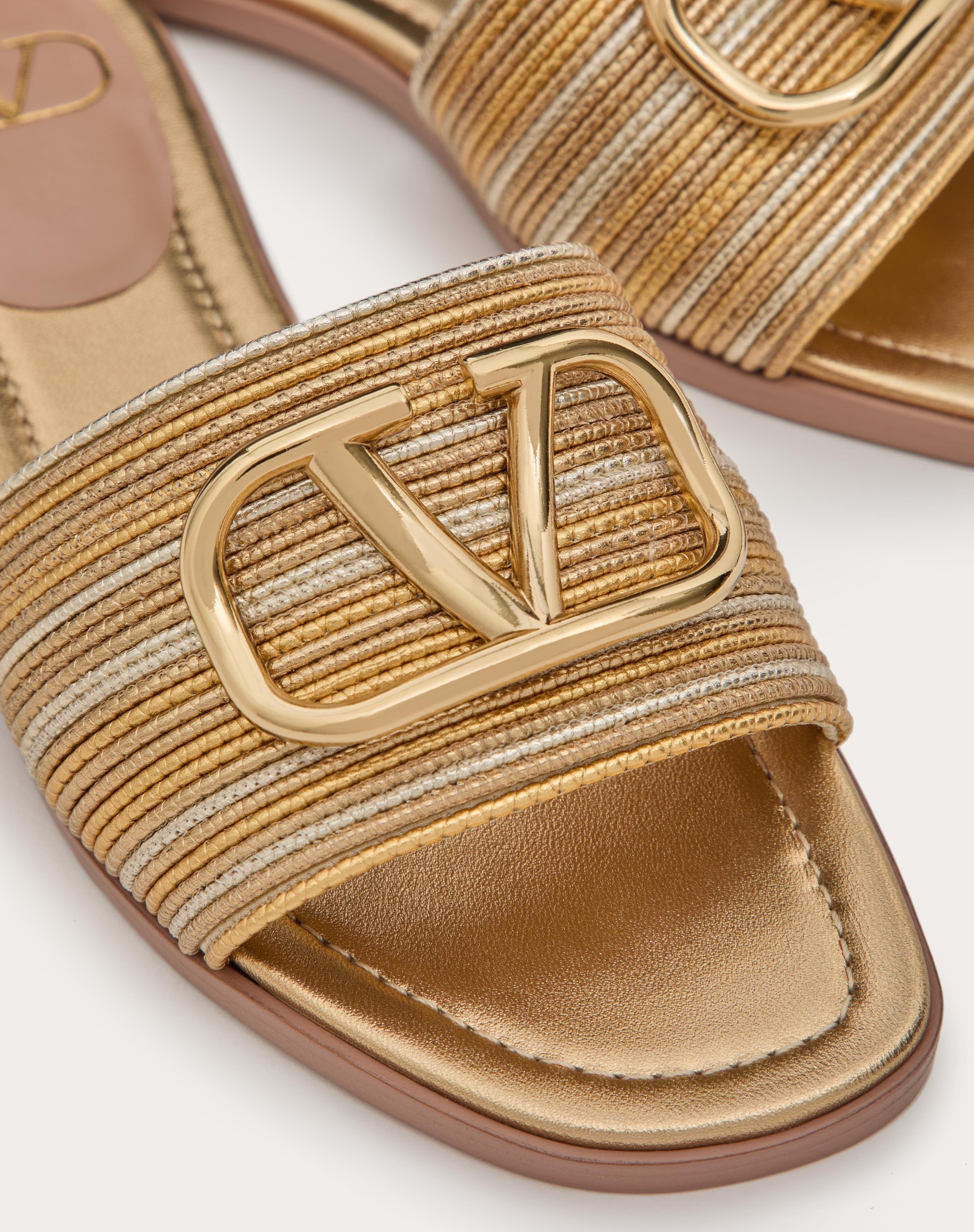 VLOGO SIGNATURE METALLIC LEATHER SLIDE SANDAL WITH CORNELY EMBROIDERY - 5