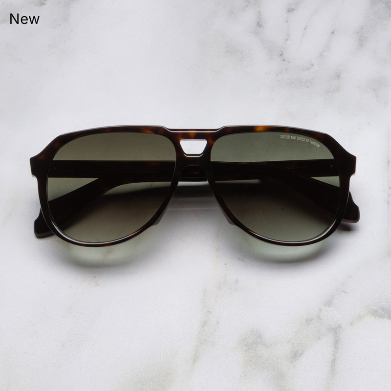 CUTLER AND GROSS 9782 AVIATOR SUNGLASSES outlook