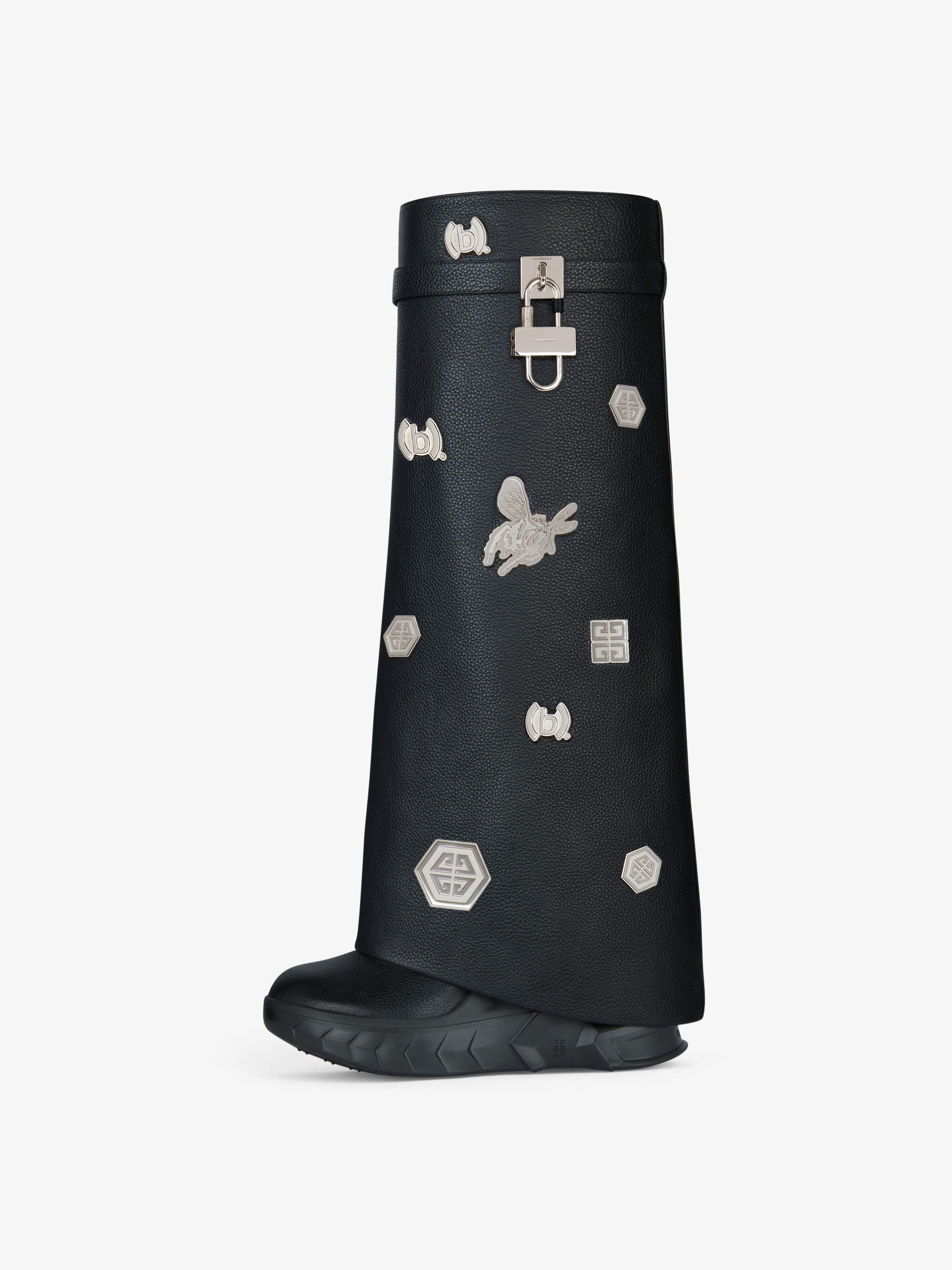 SHARK LOCK BIKER BOOTS IN GRAINED LEATHER WITH PINS - 4