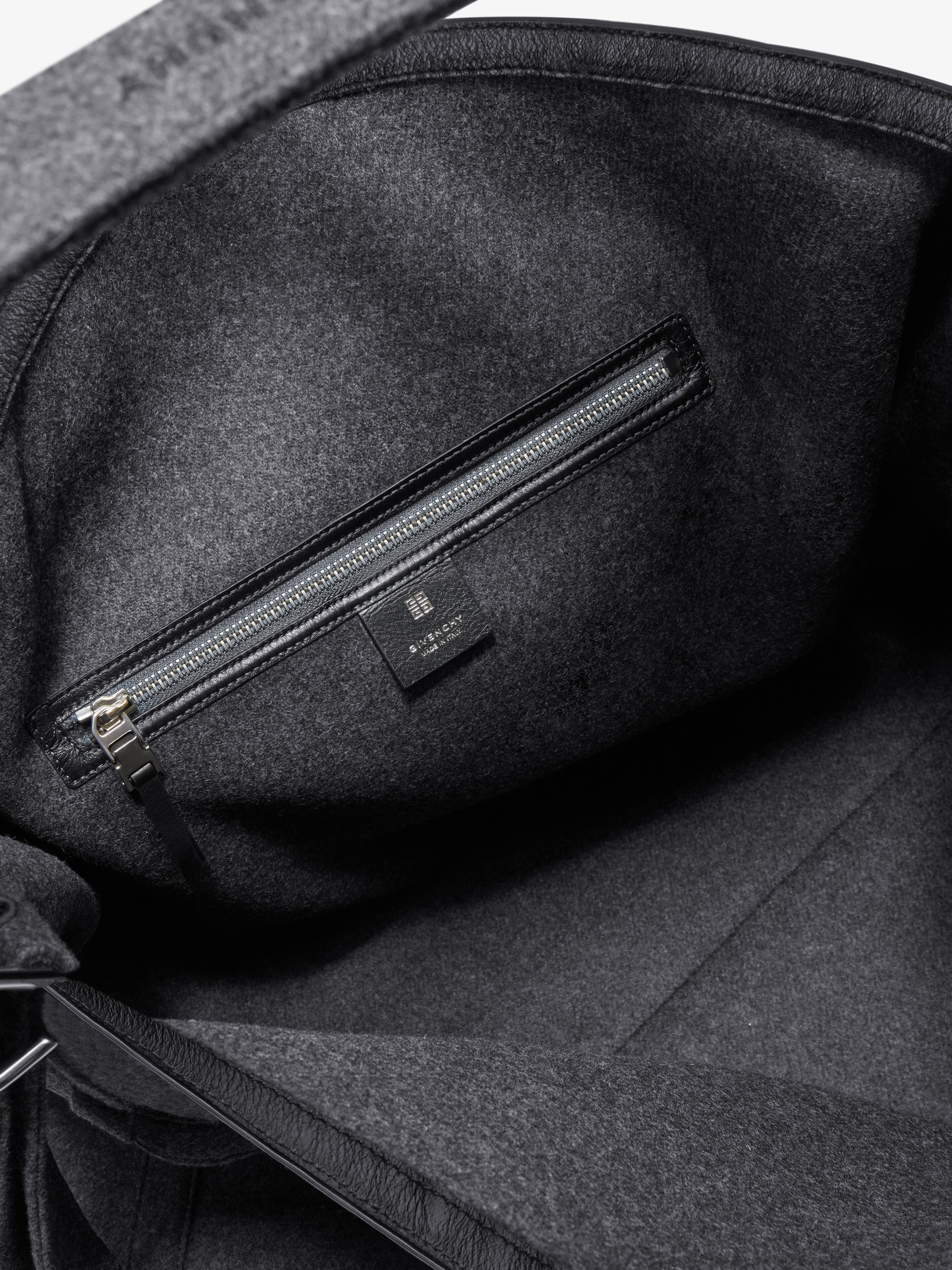 LARGE VOYOU BAG IN CASHMERE - 4