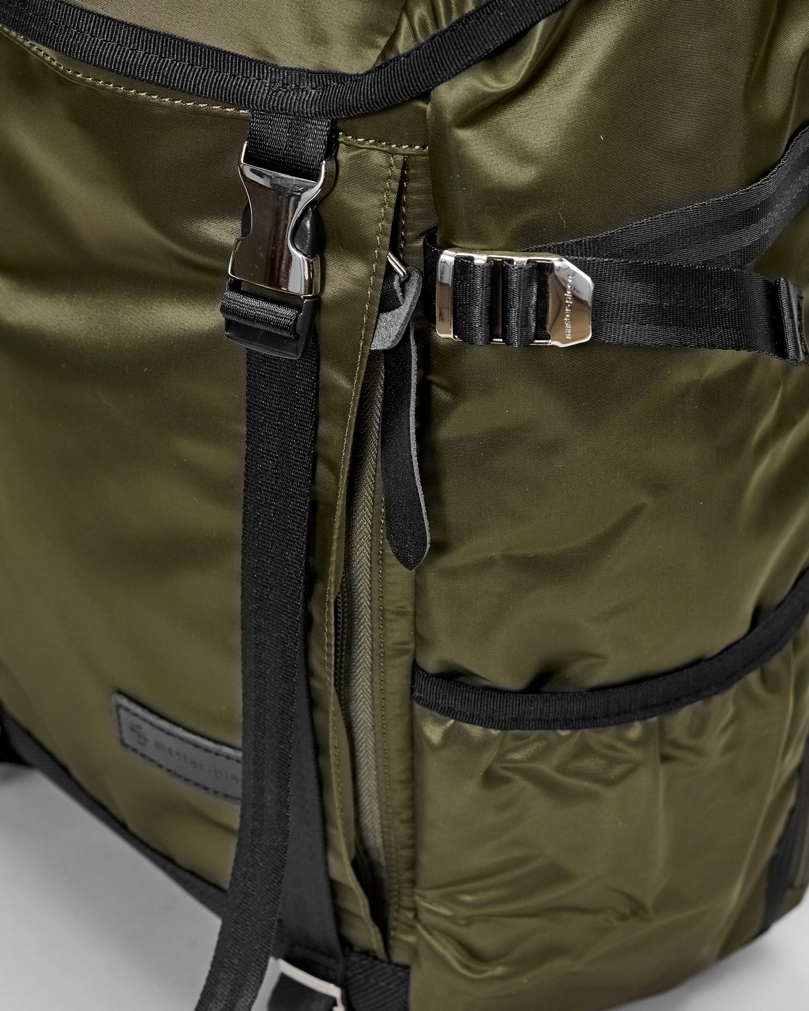 Lightning V2 Backpack in Khaki - 9